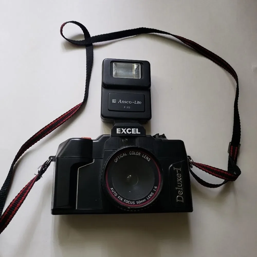 Excel Deluxe - I Vintage Optical Color Auto Fix Focus 50mm Lens